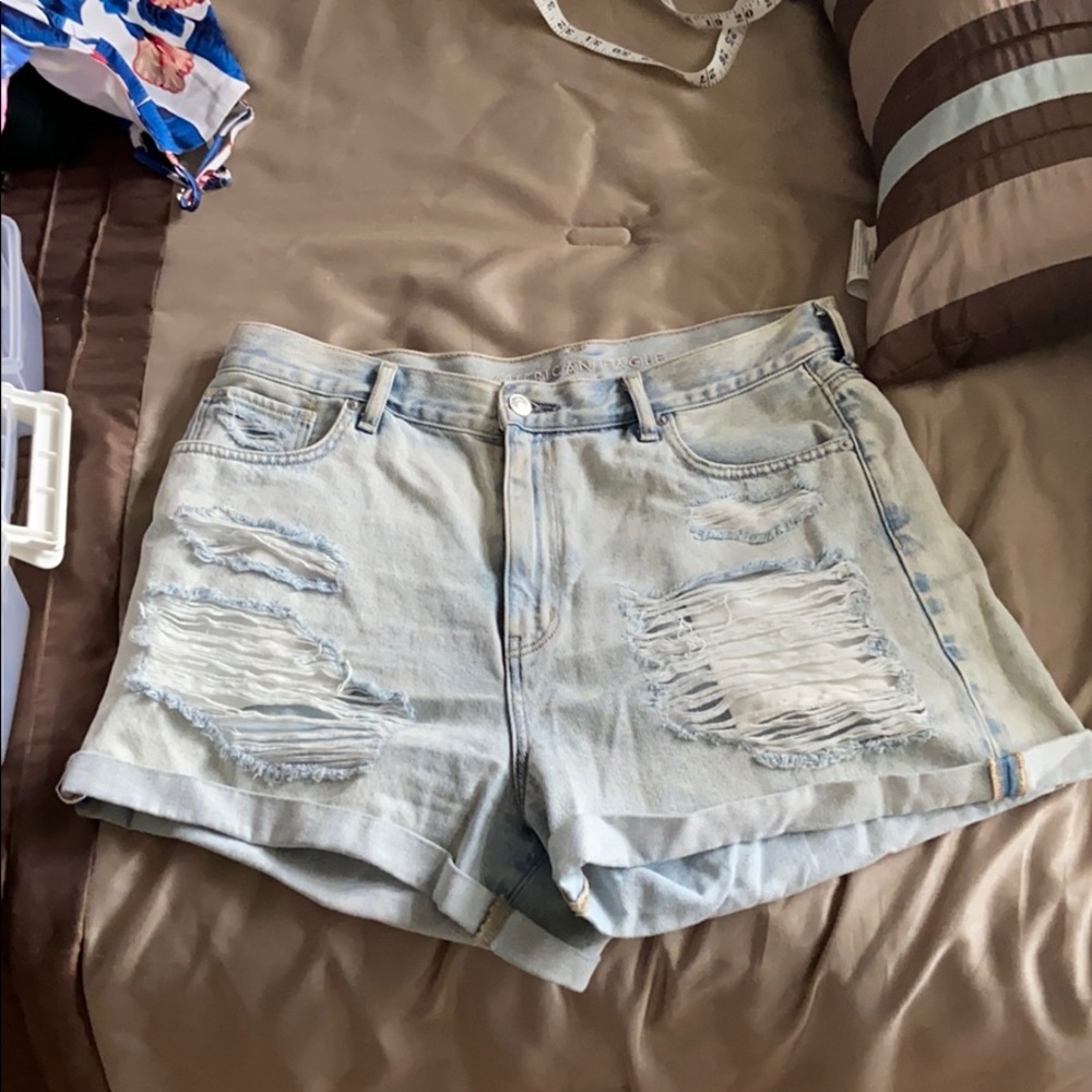 American Eagle Mom Shorts